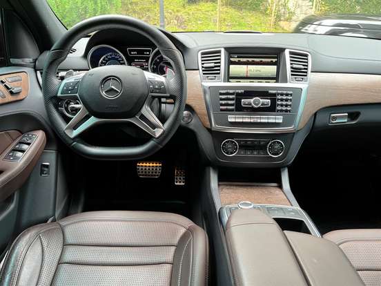MERCEDES-BENZ-ML 63 AMG-5.5 V8 32V BITURBO GASOLINA 4P AUTOMÁTICO MERCEDES-BENZ-ML 63 AMG-2014