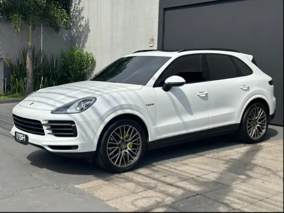 PORSCHE CAYENNE 3.0 V6 E-HYBRID PLATINUM EDITION AWD TIPTRONIC S