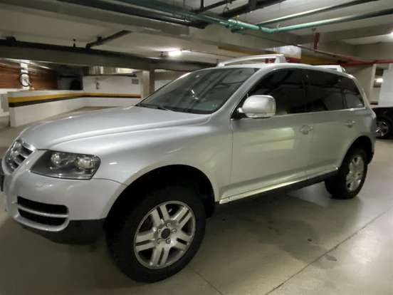 VOLKSWAGEN-TOUAREG-2006