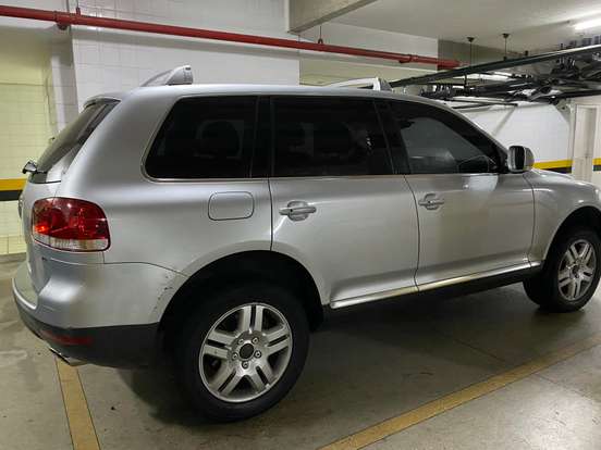 VOLKSWAGEN-TOUAREG-4.2 FSI V8 32V GASOLINA 4P TIPTRONIC VOLKSWAGEN-TOUAREG-2006