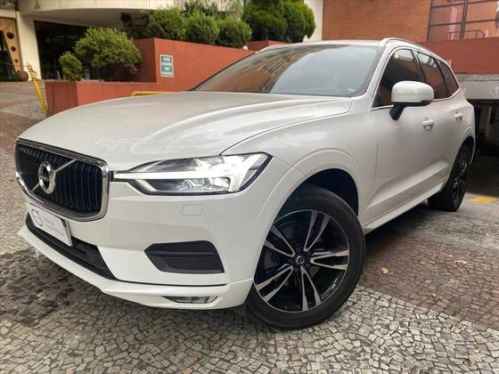 VOLVO XC60 2.0 T5 GASOLINA MOMENTUM AWD GEARTRONIC