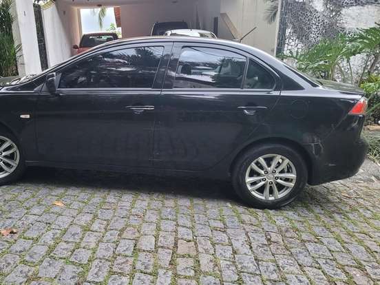 MITSUBISHI-LANCER-2.0 HL 16V GASOLINA 4P AUTOMÁTICO MITSUBISHI-LANCER-2016