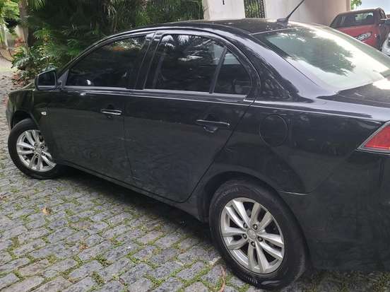 MITSUBISHI-LANCER-2016
