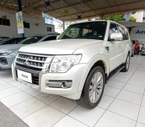 MITSUBISHI PAJERO FULL 3.2 HPE 4X4 16V TURBO INTERCOOLER DIESEL 4P AUTOMÁTICO