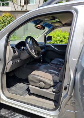 NISSAN-FRONTIER-2009