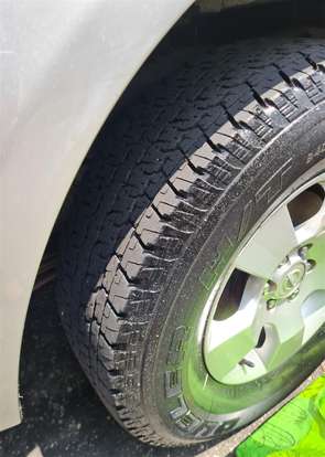 NISSAN-FRONTIER-2009