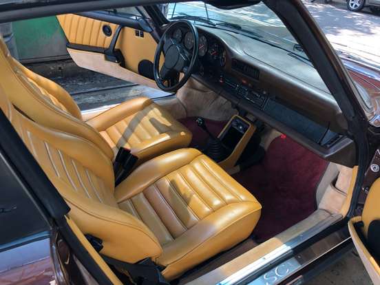 PORSCHE-911-1981