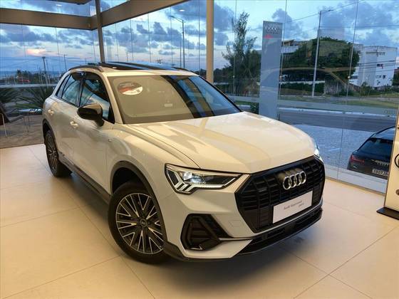 AUDI Q3 2.0 40 TFSI GASOLINA PERFORMANCE BLACK QUATTRO TIPTRONIC