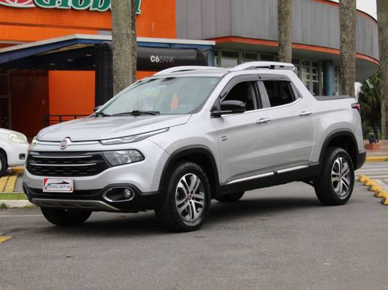 FIAT TORO 2.0 16V TURBO DIESEL VOLCANO 4WD AT9