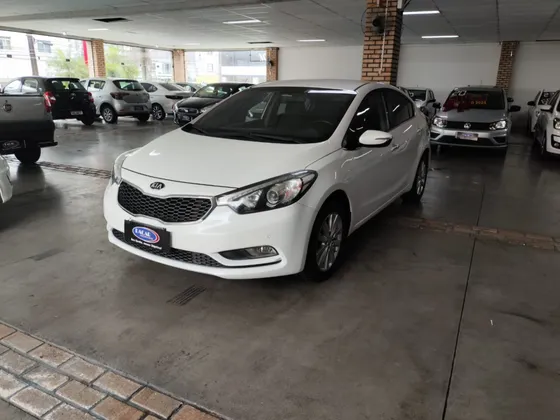 KIA CERATO 1.6 SX 16V FLEX 4P AUTOMÁTICO