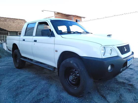 MITSUBISHI L200 2.5 GL 4X4 CD 8V TURBO DIESEL 4P MANUAL