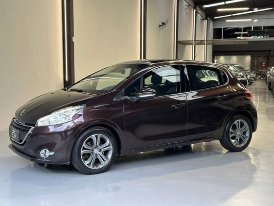 PEUGEOT 208 1.6 GRIFFE 16V FLEX 4P AUTOMÁTICO