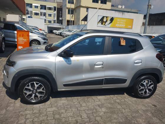 RENAULT KWID 1.0 12V SCE FLEX OUTSIDER MANUAL