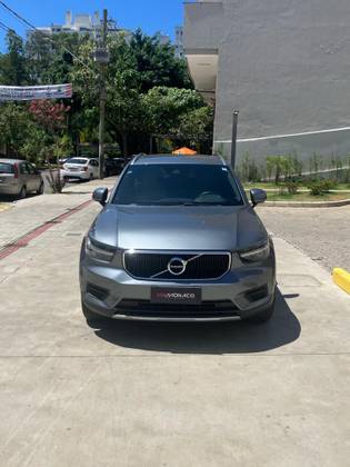 VOLVO XC40 2.0 T5 GASOLINA MOMENTUM AWD GEARTRONIC