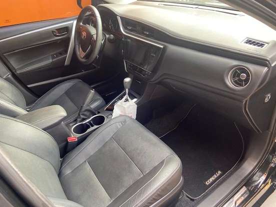 TOYOTA-COROLLA-2019
