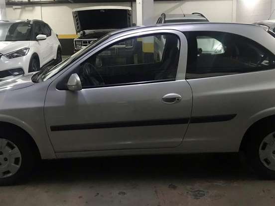 CHEVROLET-CELTA-1.0 MPFI 8V GASOLINA 2P MANUAL CHEVROLET-CELTA-2001