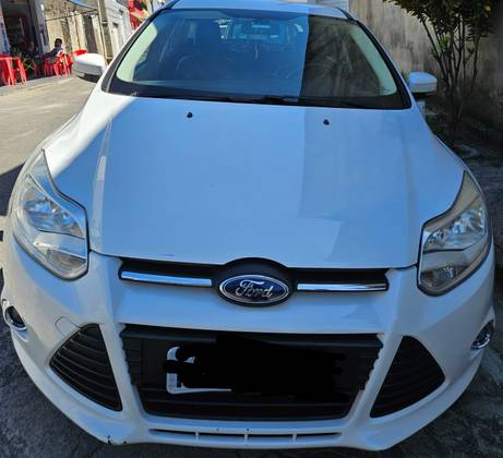 FORD FOCUS 2.0 SE PLUS 16V FLEX 4P POWERSHIFT