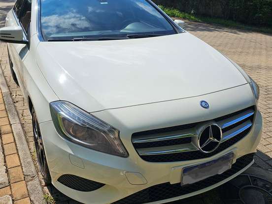 MERCEDES-BENZ-A 200-1.6 TURBO URBAN 16V GASOLINA 4P AUTOMÁTICO MERCEDES-BENZ-A 200-2014