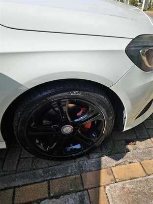 MERCEDES-BENZ-A 200-2014