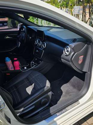 MERCEDES-BENZ-A 200-2014