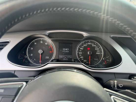 AUDI-A4-2015