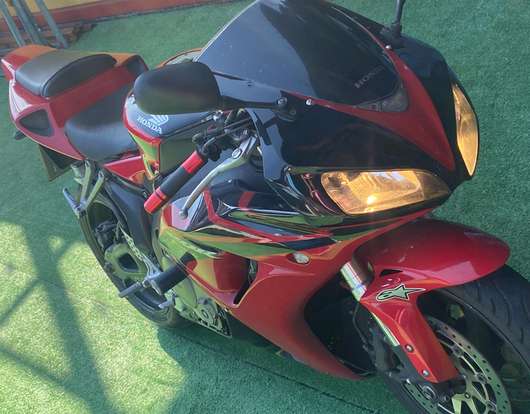 HONDA-CBR 1000RR-2006