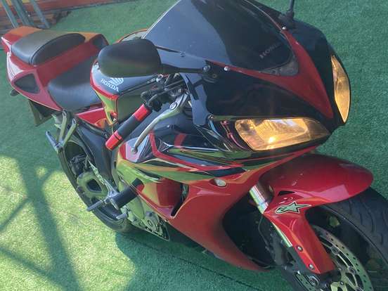 HONDA-CBR 1000RR HONDA-CBR 1000RR-2006