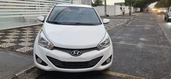 HYUNDAI HB20S 1.6 PREMIUM 16V FLEX 4P AUTOMÁTICO