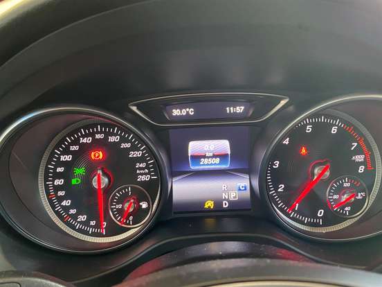 MERCEDES-BENZ-GLA 200-1.6 CGI FLEX ADVANCE 7G-DCT MERCEDES-BENZ-GLA 200-2018