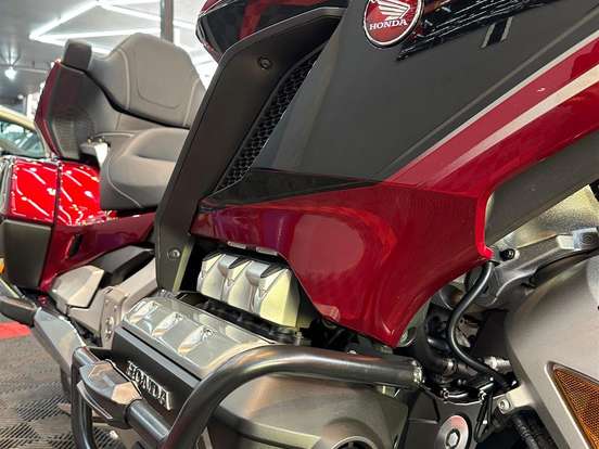 HONDA-GL 1800 GOLD WING TOUR HONDA-GL 1800 GOLD WING TOUR-2019