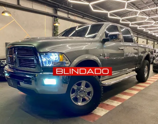 DODGE RAM 6.7 2500 LARAMIE 4X4 CD I6 TURBO DIESEL 4P AUTOMÁTICO