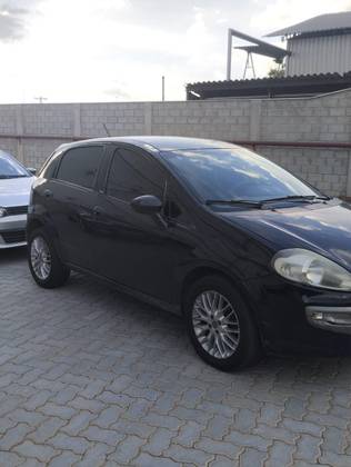 FIAT PUNTO 1.6 ESSENCE 16V FLEX 4P MANUAL