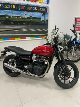 TRIUMPH STREET TWIN TRIUMPH STREET TWIN