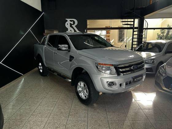 FORD RANGER 2.5 XLT 4X2 CD 16V FLEX 4P MANUAL