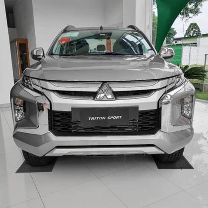 MITSUBISHI L200 TRITON 2.4 16V TURBO DIESEL SPORT HPE CD 4P 4X4 AUTOMÁTICO