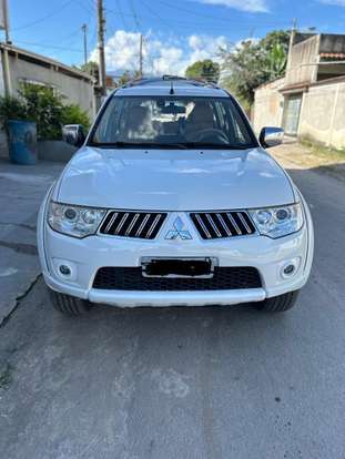 MITSUBISHI-PAJERO DAKAR-2011