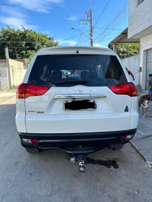 MITSUBISHI-PAJERO DAKAR-3.2 HPE 4X4 7 LUGARES 16V TURBO INTERCOOLER DIESEL 4P AUTOMÁTICO MITSUBISHI-PAJERO DAKAR-2011