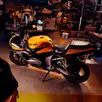 SUZUKI GSX-R750 SUZUKI GSX-R750