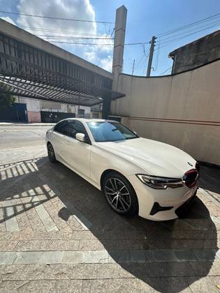 BMW 320i 2.0 16V TURBO GASOLINA SPORT GP AUTOMÁTICO