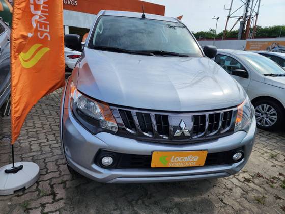 MITSUBISHI L200 TRITON 2.4 16V TURBO DIESEL GLS CD 4X4 AUTOMÁTICO