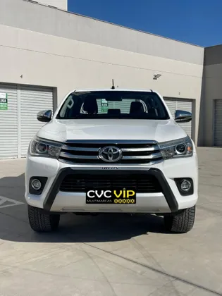 TOYOTA HILUX 2.8 SRX 4X4 CD 16V DIESEL 4P AUTOMÁTICO