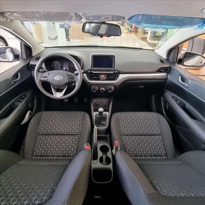 HYUNDAI-HB20-2024
