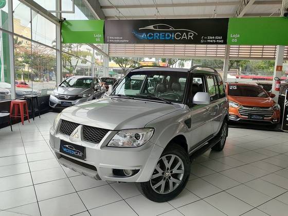 MITSUBISHI PAJERO TR4 2.0 4X2 16V 140CV FLEX 4P AUTOMÁTICO