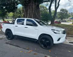 TOYOTA HILUX 2.8 STD 4X4 CD 16V DIESEL 4P MANUAL TOYOTA HILUX 2.8 STD 4X4 CD 16V DIESEL 4P MANUAL