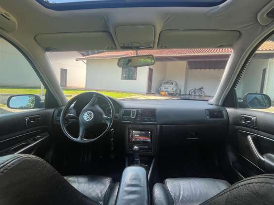 VOLKSWAGEN-GOLF-1.8 MI GTI 20V 180CV TURBO GASOLINA 4P MANUAL VOLKSWAGEN-GOLF-2002