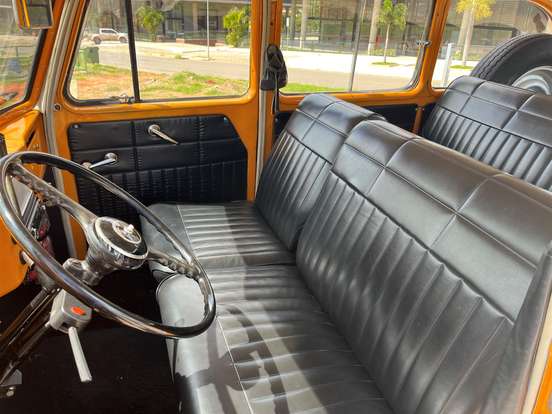FORD-RURAL-2.6 4X2 6 CILINDROS 12V GASOLINA 2P MANUAL FORD-RURAL-1975