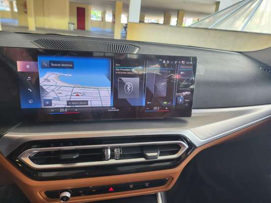 BMW-320i-2022