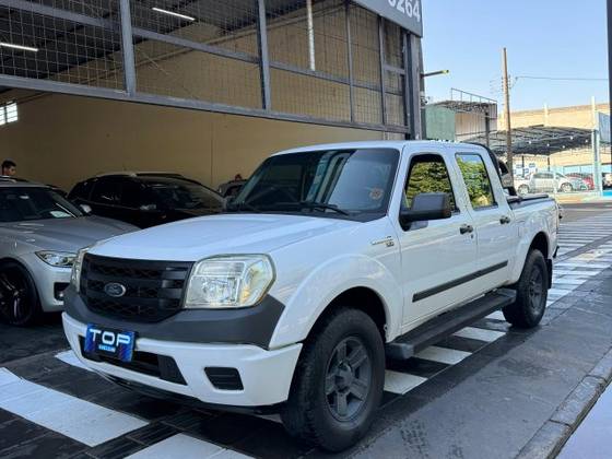 FORD RANGER 2.3 XLS 16V 4X2 CD GASOLINA 4P MANUAL