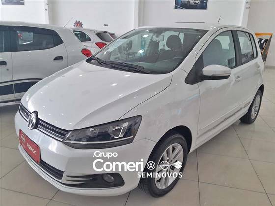 VOLKSWAGEN FOX 1.6 MSI TOTAL FLEX CONNECT 4P I-MOTION