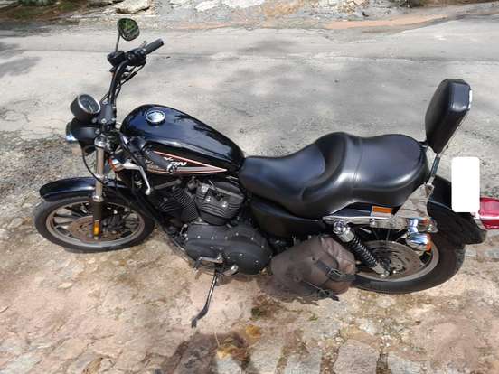 HARLEY-DAVIDSON-SPORTSTER XL 883 R-2008